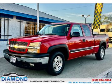 RED, 2005 CHEVROLET SILVERADO 1500 EXTENDED CAB Image 