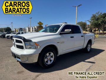 WHITE, 2015 RAM 1500 CREW CAB Image 