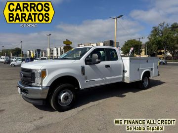 2017 FORD F350 SUPER DUTY SUPER CAB & CHASSIS for sale in SANTA ANA