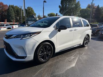 2024 TOYOTA SIENNA for sale in WADSWORTH