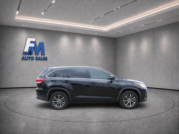 2018 TOYOTA HIGHLANDER for sale in DETROIT