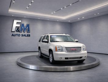 2012 GMC YUKON DENALI for sale in DETROIT