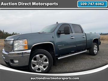 BLUE, 2014 CHEVROLET SILVERADO 3500 Image 