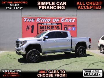 SILVER, 2022 GMC SIERRA SLT Image 