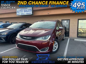 RED, 2019 CHRYSLER PACIFICA Image 
