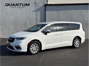 2023 CHRYSLER PACIFICA for sale in GARDEN GROVE
