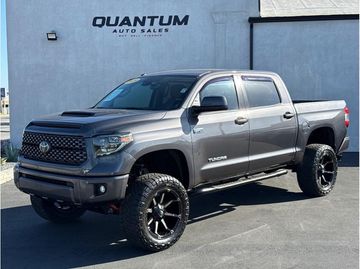 2019 TOYOTA TUNDRA CREWMAX for sale in GARDEN GROVE