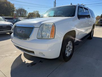 2010 GMC YUKON XL 1500 for sale in FARMINGTON HILLS