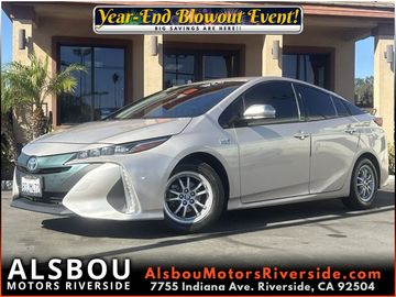 GRAY, 2018 TOYOTA PRIUS PRIME Image 