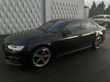 BRILLIANT BLACK, 2018 AUDI S4 Image 