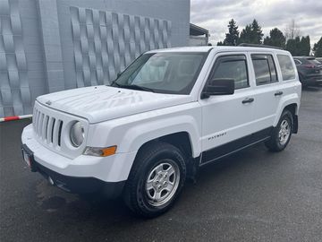 BRIGHT WHITE CLEARCOAT, 2016 JEEP PATRIOT Image 
