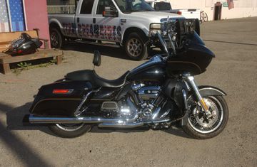 2017 HARLEY-DAVIDSON FLTRU for sale in STOCKTON
