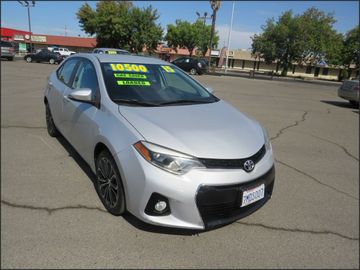 SILVER, 2015 TOYOTA COROLLA Image 