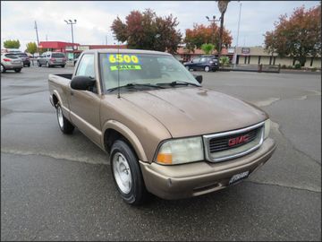 BROWN, 2002 GMC SONOMA REGULAR CAB Image 