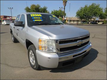 SILVER, 2010 CHEVROLET SILVERADO 1500 CREW CAB Image 