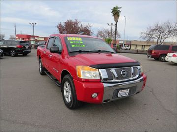 RED, 2011 NISSAN TITAN CREW CAB Image 