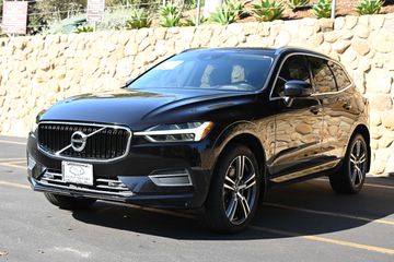 BLACK, 2018 VOLVO XC60 Image 