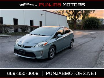 GREEN, 2015 TOYOTA PRIUS Image 