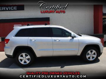 SILVER, 2012 Jeep Grand Cherokee Image 