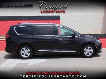 Burgundy, 2017 Chrysler Pacifica Image 