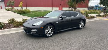 2011 PORSCHE PANAMERA Image 
