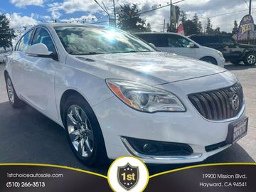 WHITE, 2016 BUICK REGAL Image 