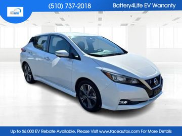 WHITE, 2019 NISSAN LEAF Image 