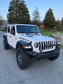 WHITE, 2019 JEEP WRANGLER UNLIMITED Image 