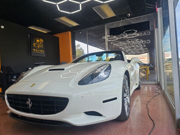 2013 FERRARI CALIFORNIA Image 