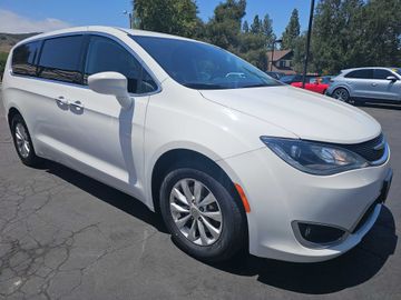 2019 CHRYSLER PACIFICA for sale in THOUSAND OAKS