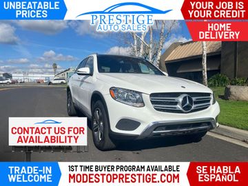 WHITE, 2018 MERCEDES-BENZ GLC Image 