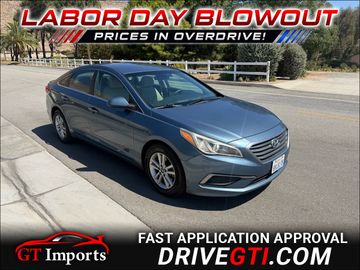 2017 HYUNDAI SONATA for sale in BLOOMINGTON