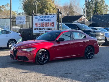 RED, 2019 ALFA ROMEO GIULIA Image 