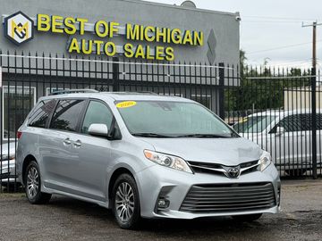 2020 TOYOTA SIENNA for sale in DETROIT