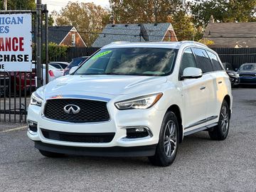 WHITE, 2018 INFINITI QX60 Image 
