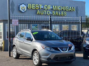 GREY, 2018 NISSAN ROGUE SPORT Image 