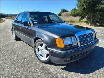 BLACK, 1993 MERCEDES-BENZ 500 E Image 