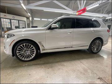 WHITE, 2019 BMW X7 Image 