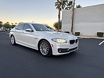 WHITE, 2014 BMW 5 SERIES Image 
