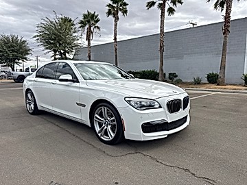 WHITE, 2013 BMW 7 SERIES Image 