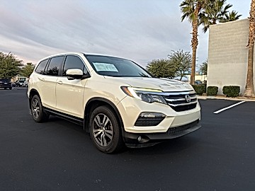 WHITE, 2017 HONDA PILOT Image 