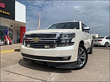 CREAM, 2015 CHEVROLET SUBURBAN Image 