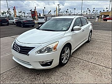 WHITE, 2014 NISSAN ALTIMA Image 