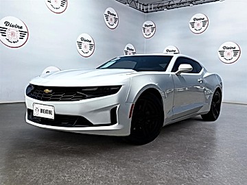 WHITE, 2022 CHEVROLET CAMARO Image 