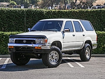 WHITE, 1995 TOYOTA 4RUNNER Image 