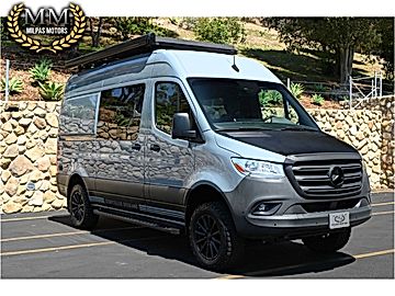 GREY, 2021 MERCEDES OVERLAND Image 