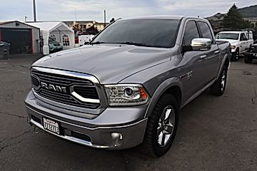 2019 RAM 1500 CLASSIC CREW CAB Image 