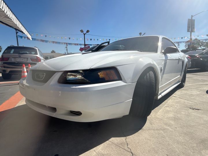 1999 Ford Mustang