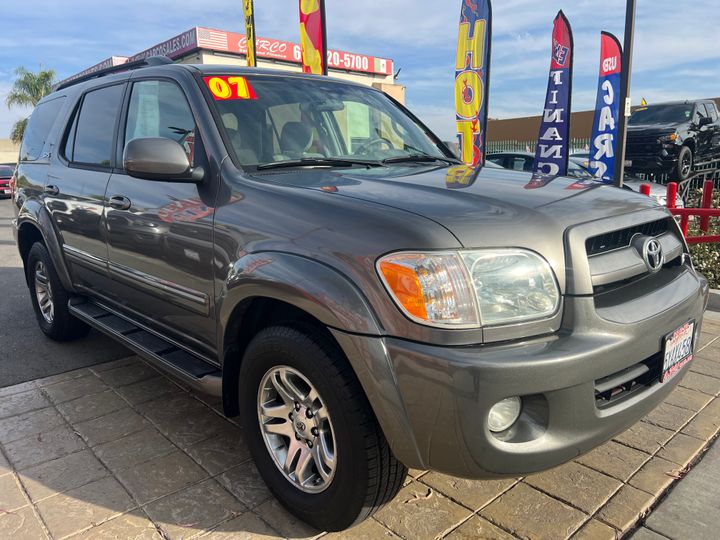 2007 Toyota Sequoia SR5