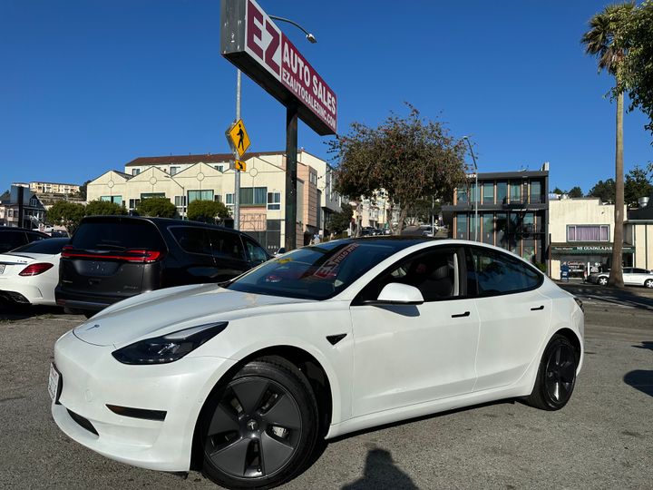 2022 Tesla Model 3 Base